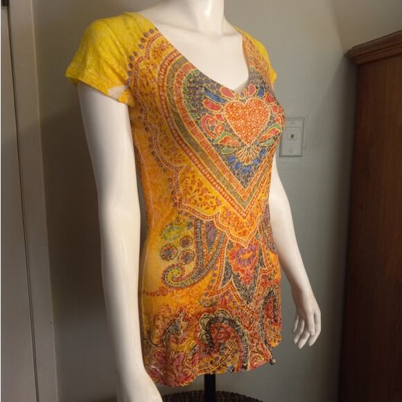 Miken Yellow Hippie Heart Longline Tee V Neck Dopamine Boho Festival Medium - Picture 10 of 10